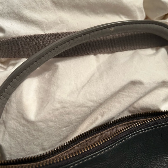 Fossil genuine leather crossbody bag - Picture 3 of 4